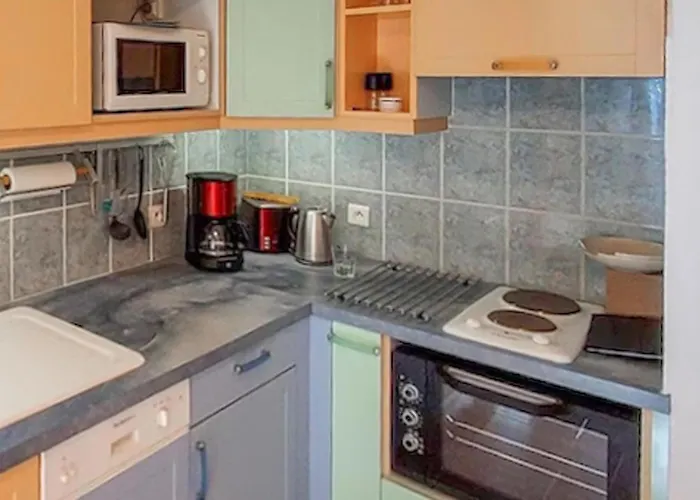 Amazing In Les Maures Appartement La Londe-les-Maures