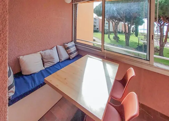 Amazing In Les Maures Appartement *